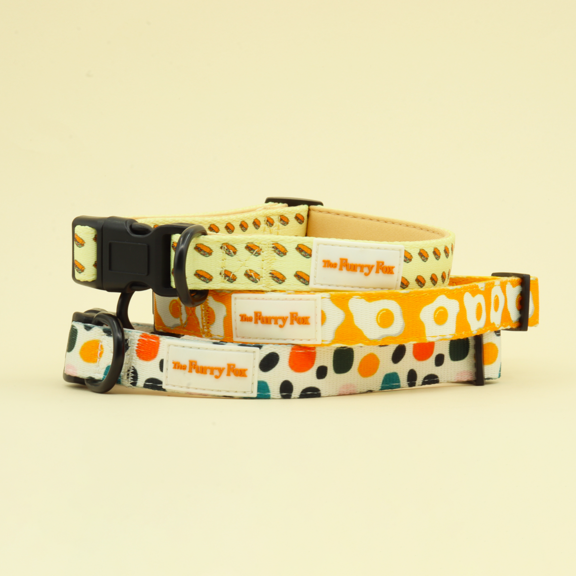 Paws and Slices: Adorable Burger Collar