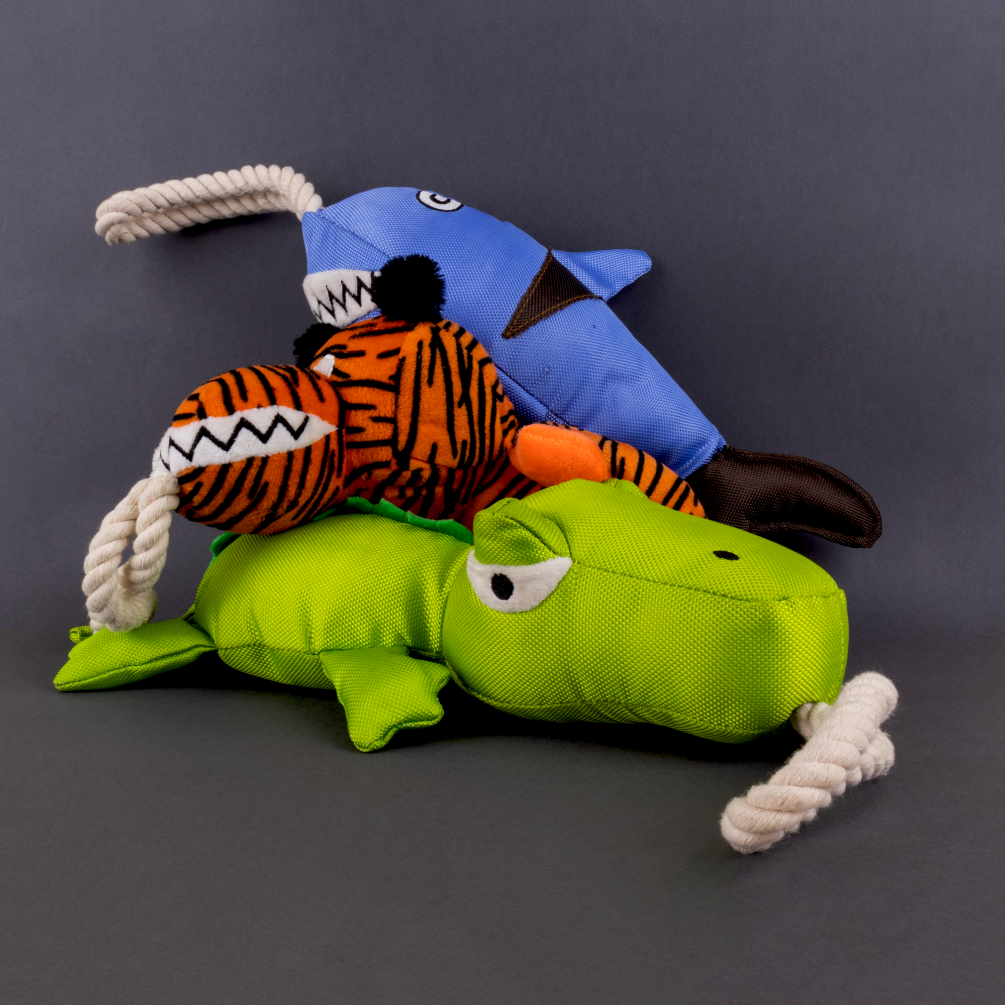 Roaring Fun: Tiger Rope Plush Toy with Squeaker